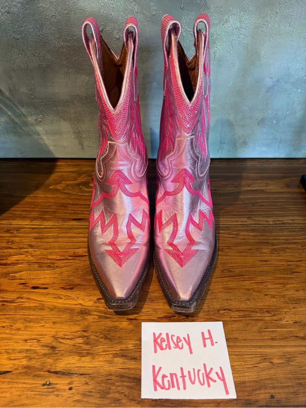 Miron Crosby Pink boots